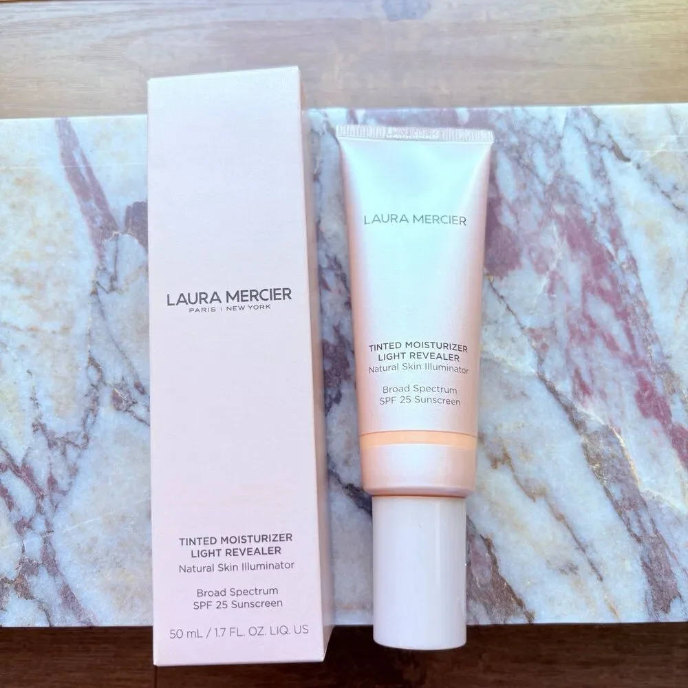 Laura Mercier Tinted Moisturizer Light Revealer - Cameo